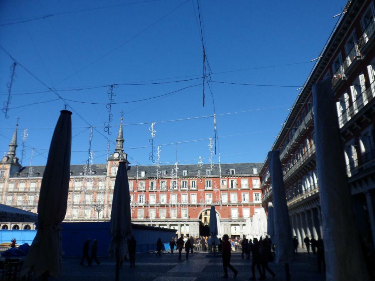 Los Ventanales Plaza Mayor Appartement Madrid Buitenkant foto