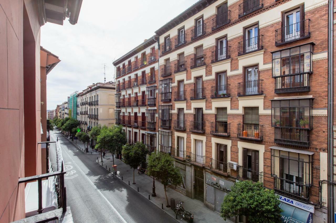 Los Ventanales Plaza Mayor Appartement Madrid Buitenkant foto